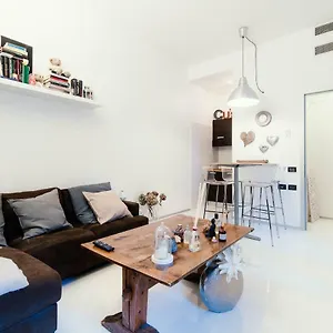 Apartment Giovio Loft - The House Of Travelers Como